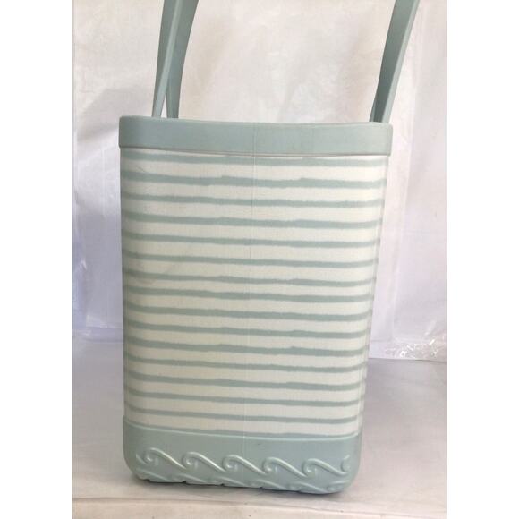 Simply Southern Large Waterproof Sandproof Beach Tote Bag Sky Blue Easy Clean - Picture 3 of 9